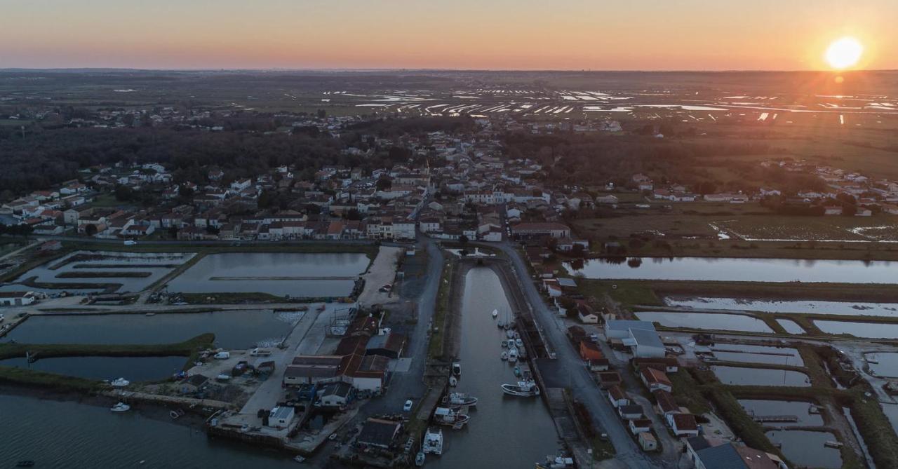 Le Beunèze LʼÉguille Exterior foto